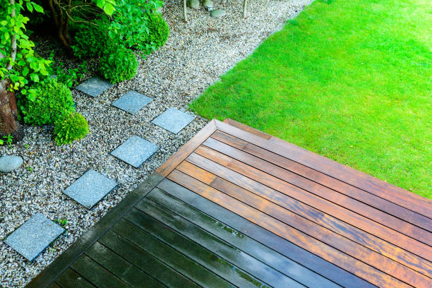 Best Sidewalk and Walkway Cleaning  in Willow Creek, CA